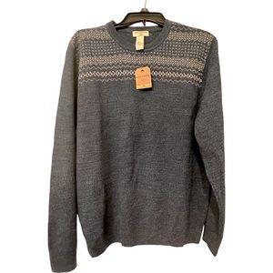 Docker Cozy pull over sweater grey size medium.